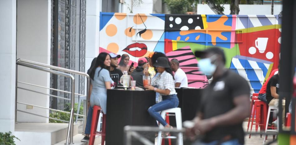 Tras la apertura, es notoria la dinámica económica y social en la capital